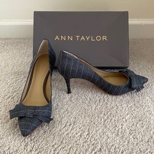 ANN TAYLOR Yolanda Bow Pump